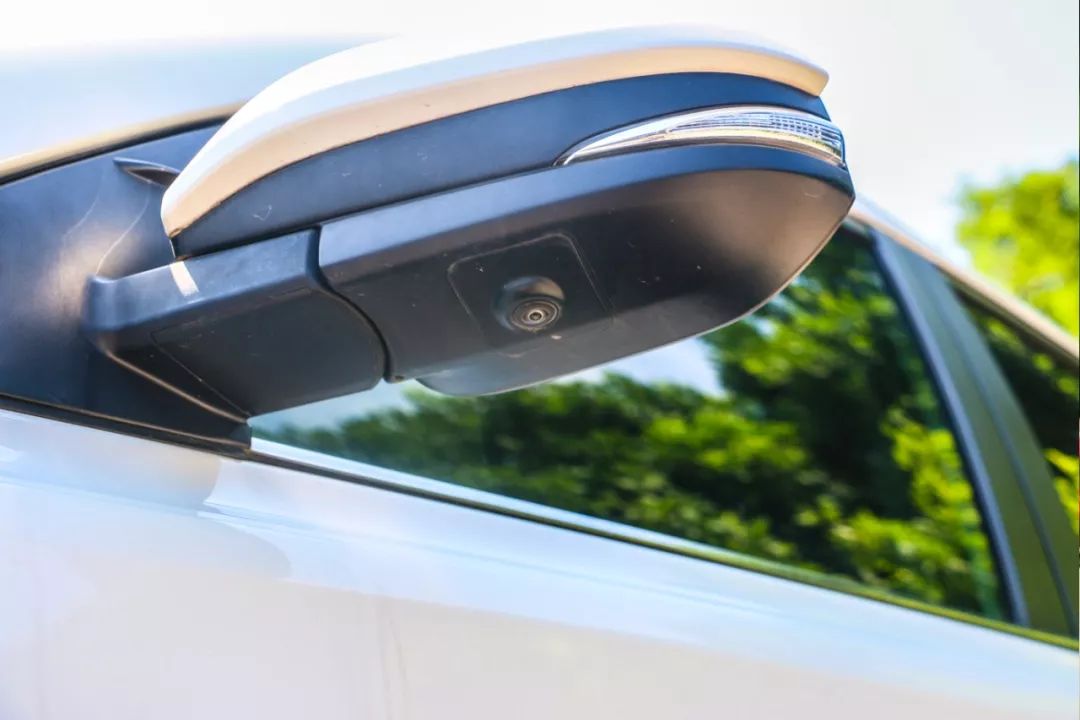 2012荣放rav4的2.0l的油耗,丰田rav4荣放2.5混动版真实油耗