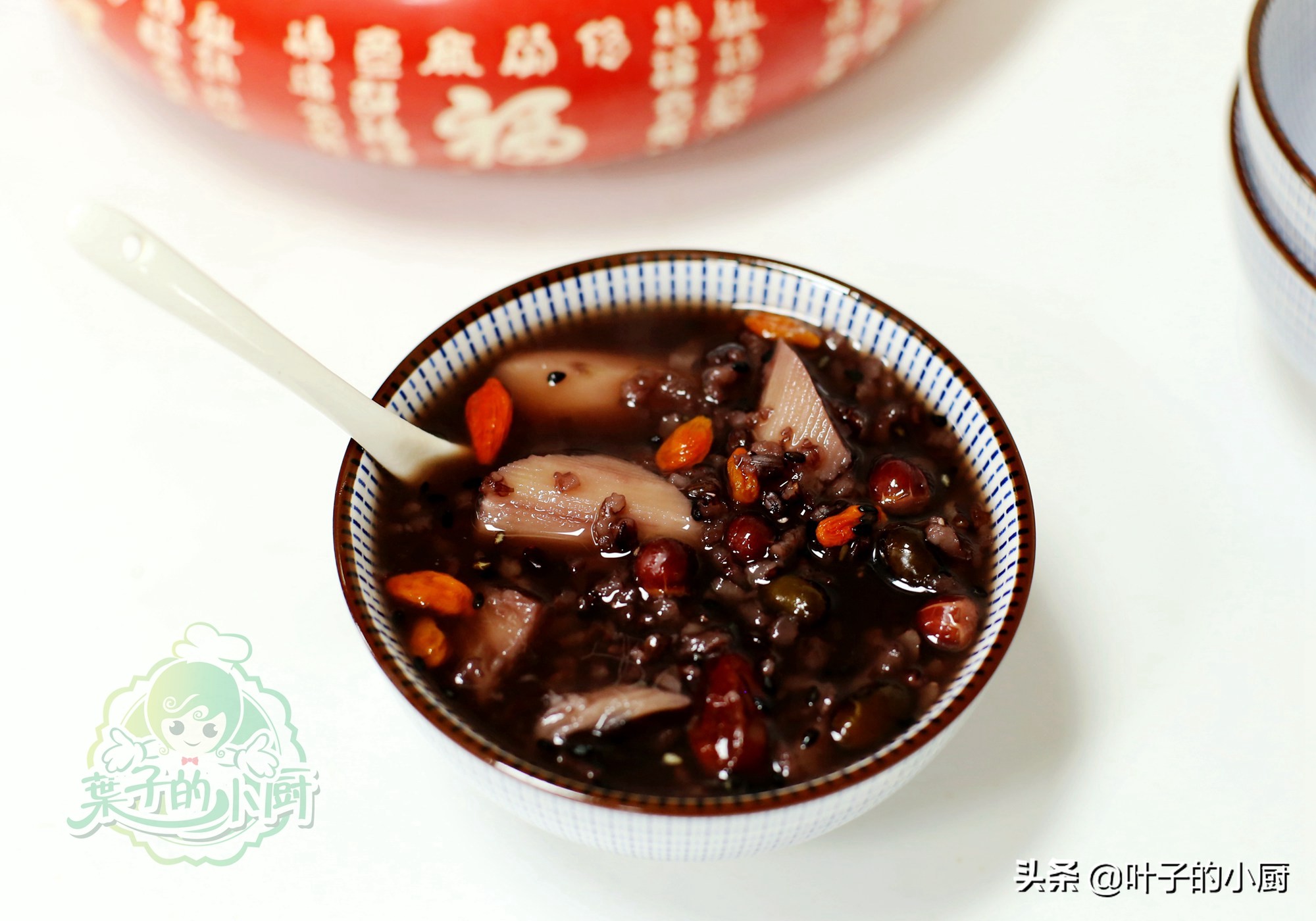 冬季食疗五大健康滋补养生粥推荐,7款药膳粥助冬季健脾补肾