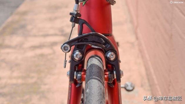 2019年公路车轮组和轮胎的发展趋势：更宽，更大，更浅，更少