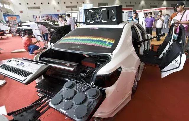 能玩改装汽车的游戏,能玩改装车的游戏