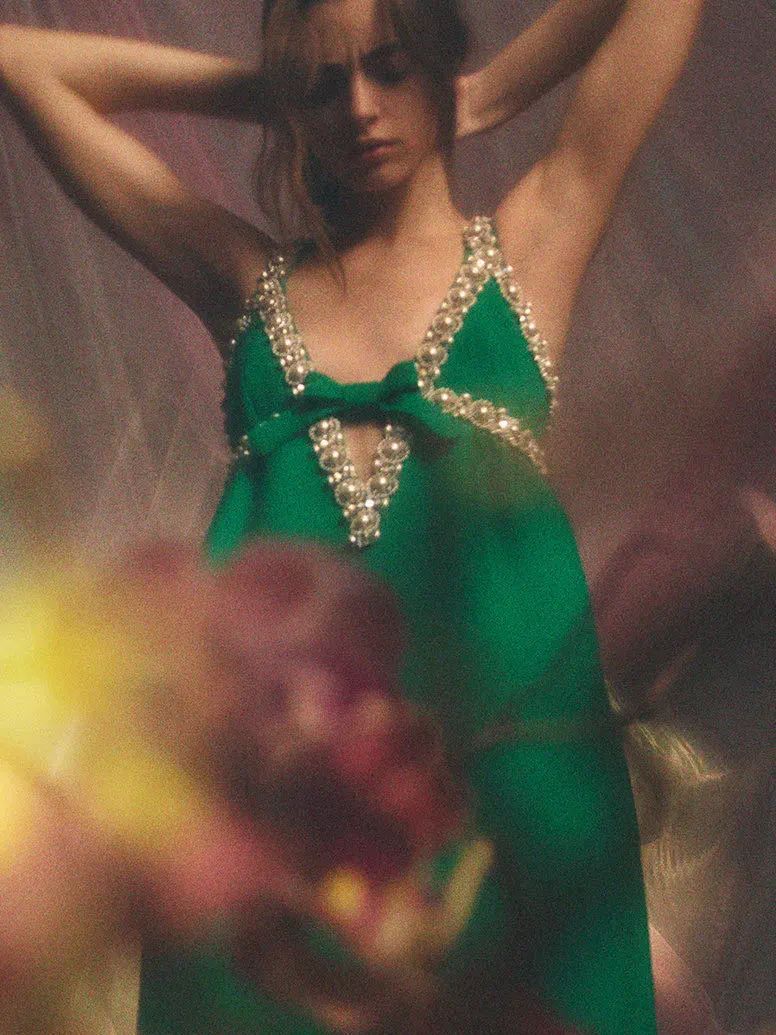 虞书欣穿的可爱灵动的衣服,自己认为适合虞书欣的衣服