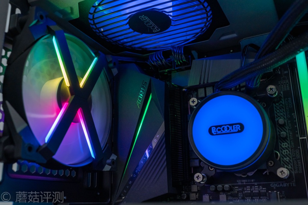 技嘉z490aorusproax主板多大,技嘉z490aorusproax是超级雕吗