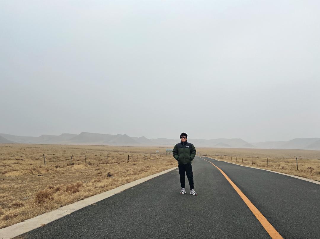 茫茫荒野漫游沈黎晖,茫茫荒野漫游沈黎晖完整版