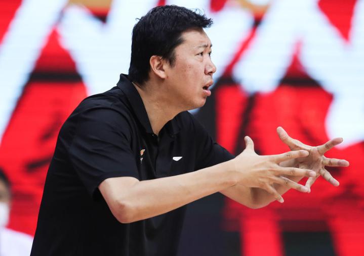 近13年交锋全胜！军粤大战广东对八一33连胜见证CBA两大王朝更替