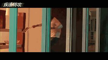 基努里维斯最新视频,基努里维斯年轻时候太帅了