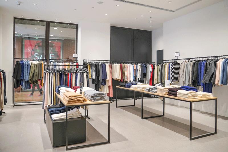 我们逛了天的成都时代奥莱，为你整理出这份春节新衣精明采购清单