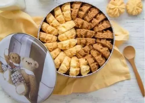 一天卖出1000饼,饼干一天卖了100万