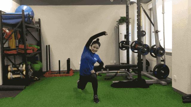 深蹲蹲不下去解决办法,深蹲髌腱拉伸很痛蹲不下去