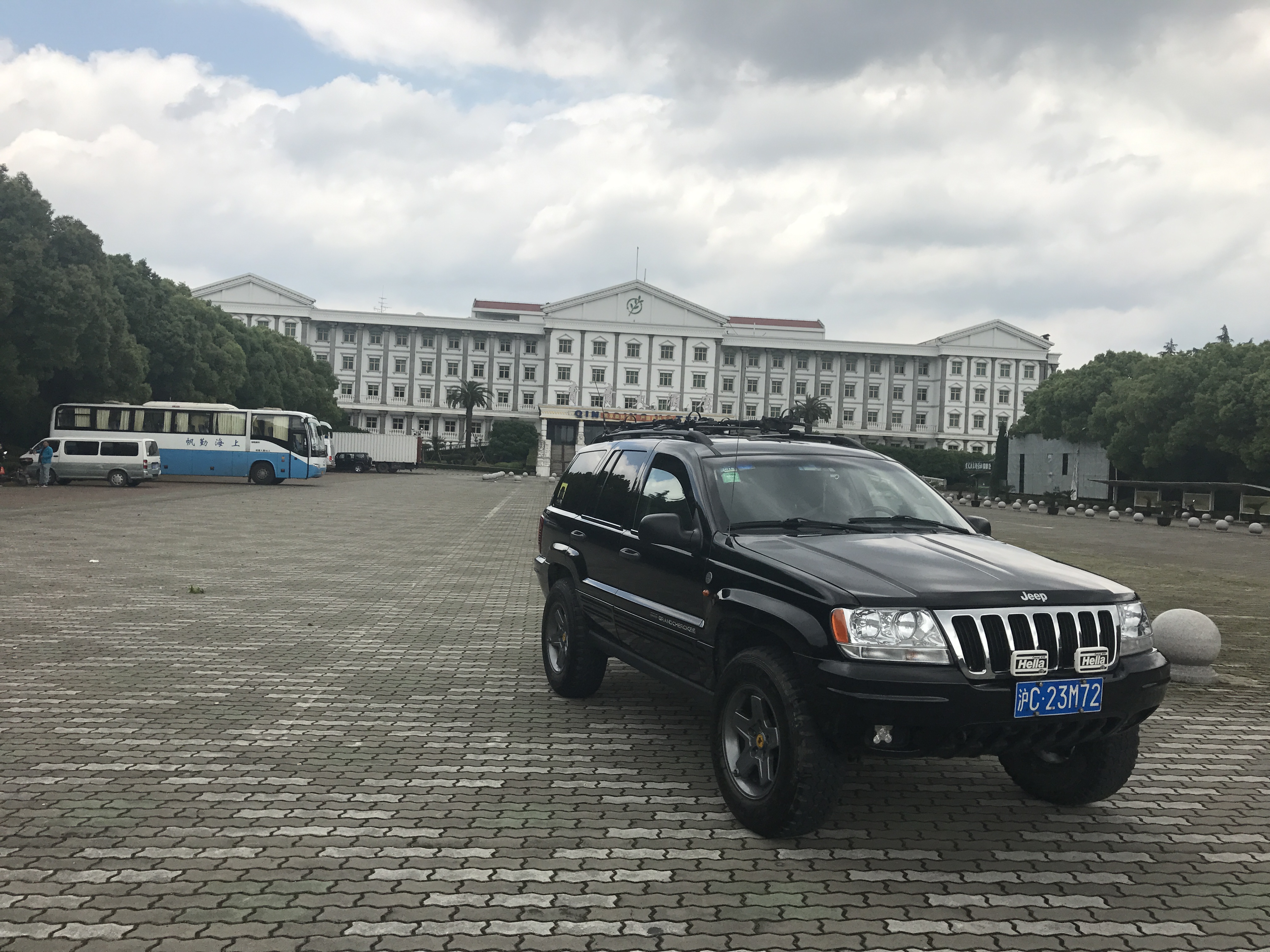 在国内生不逢时的第二代大切诺基WJ，还记得他么？他陪我走遍天涯