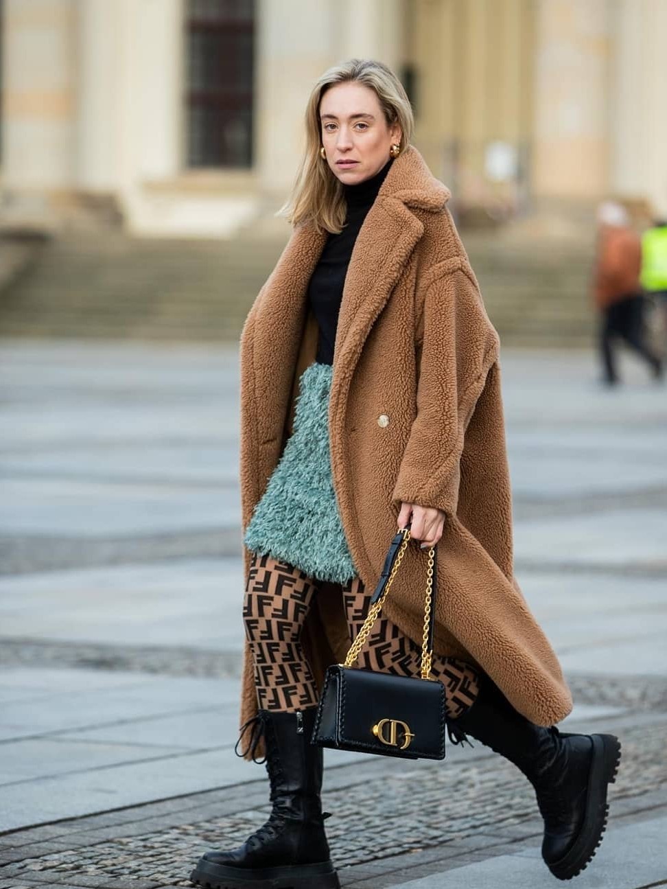 天生扁平胸如何练胸肌,天生胸突出怎么练胸肌