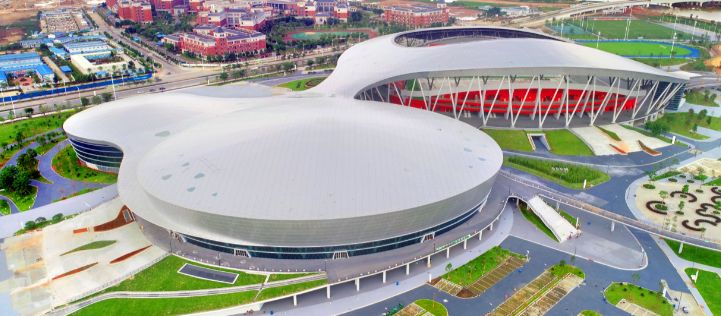 全域旅游星空屋顶“砚生水墨”.来肇庆新区体育中心领略现代美学