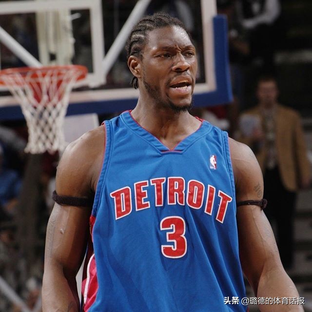 三号艾弗森,球衣三号艾弗森