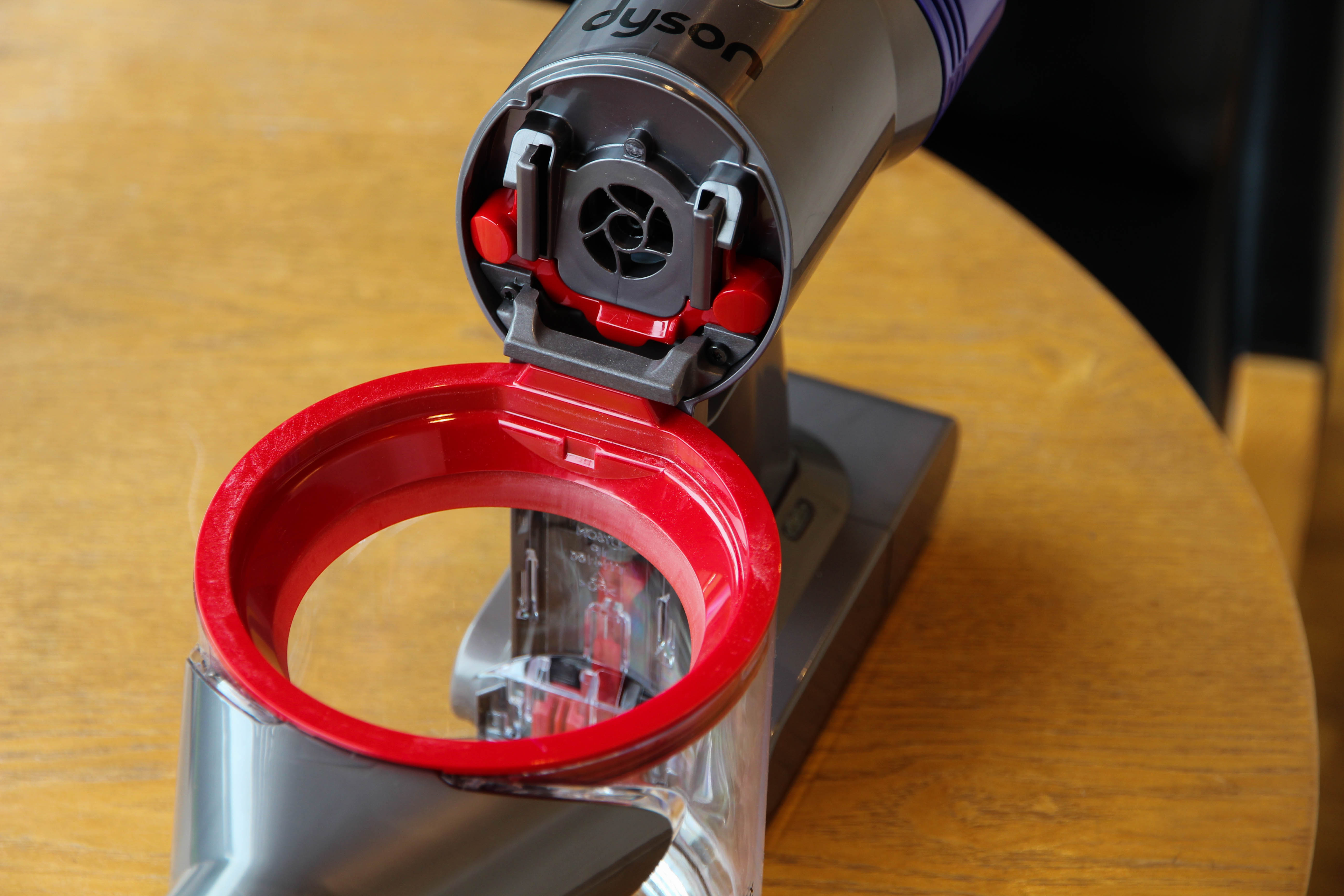 戴森吸尘器v8开箱全过程,戴森吸尘器v8fluffyorigin