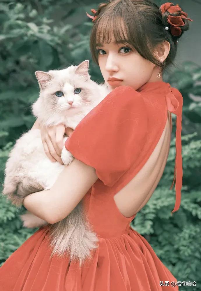 撕漫男？撕漫女？不，是撕漫表！谁说纸片人不能戴手表