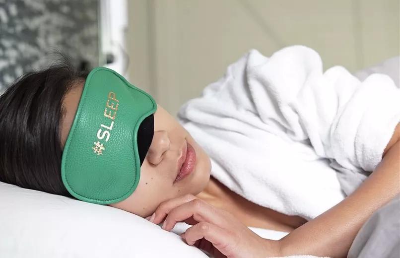 涂完防晒午休要卸么,涂防晒霜睡午觉要不要卸掉