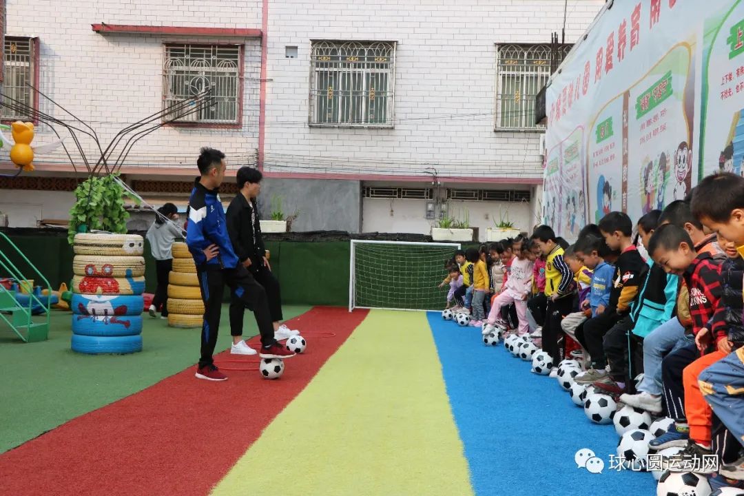 幼儿足球小足球,幼儿园儿童小足球