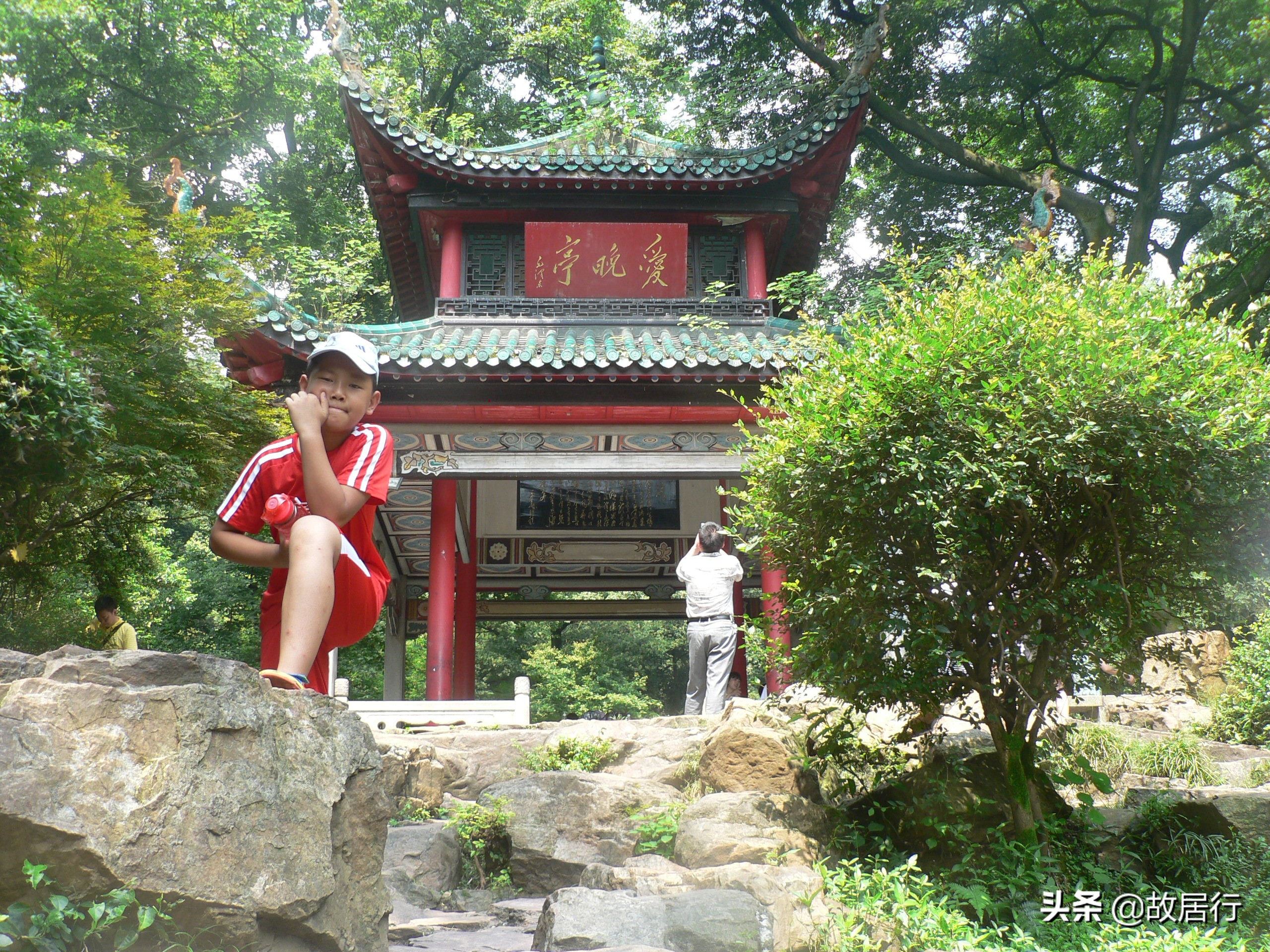 岳麓山爱晚亭视频,岳麓山爱晚亭诗词