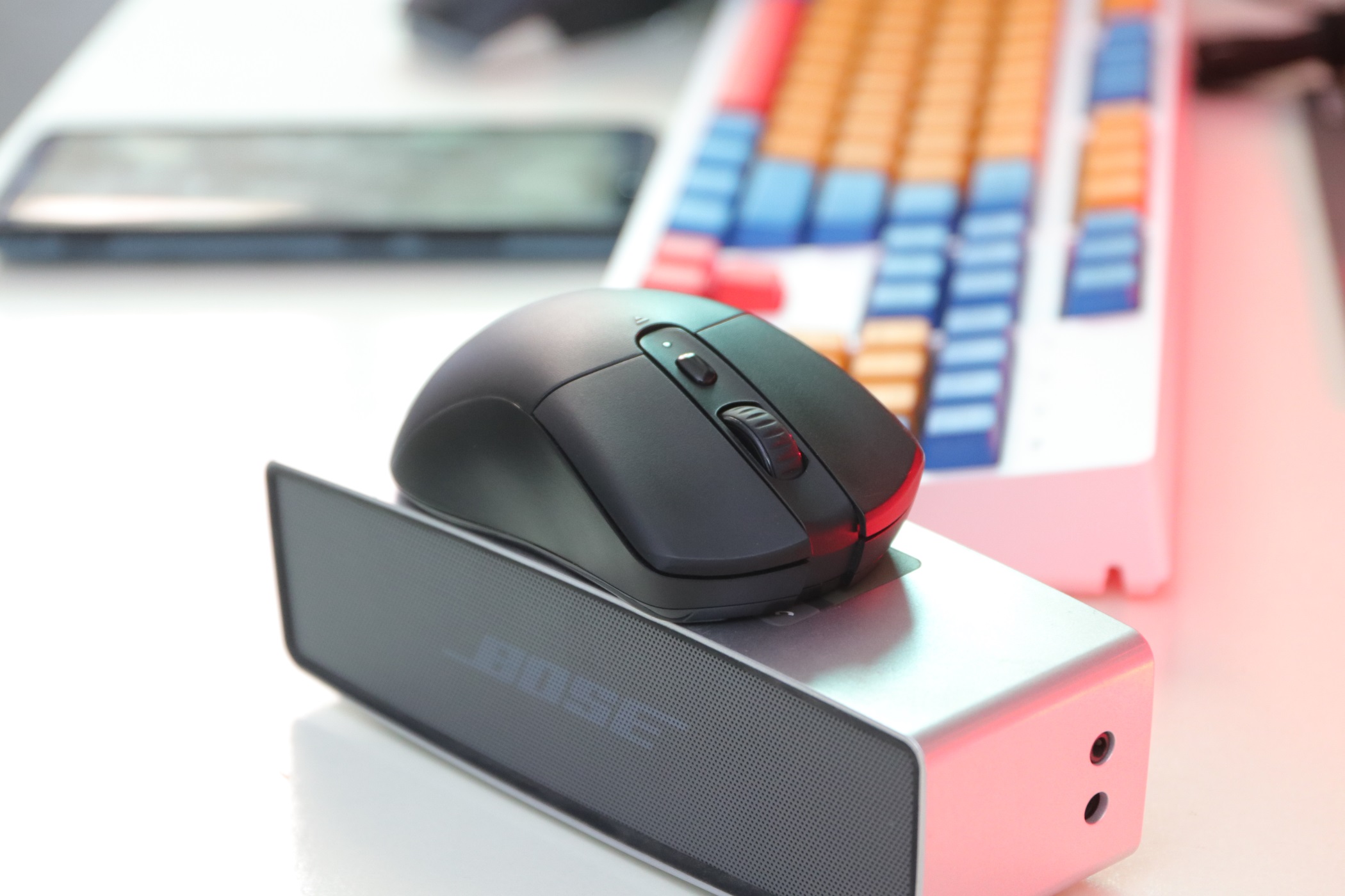 英菲克无线鼠标是国产的吗,既能有线又能无线电竞鼠标推荐