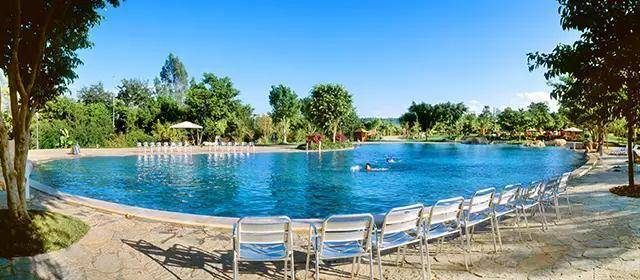 昆明弥勒温泉推荐,弥勒湖泉温泉五一