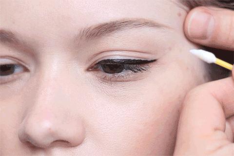 为什么化妆的时候手老是抖,手抖怎么化好妆