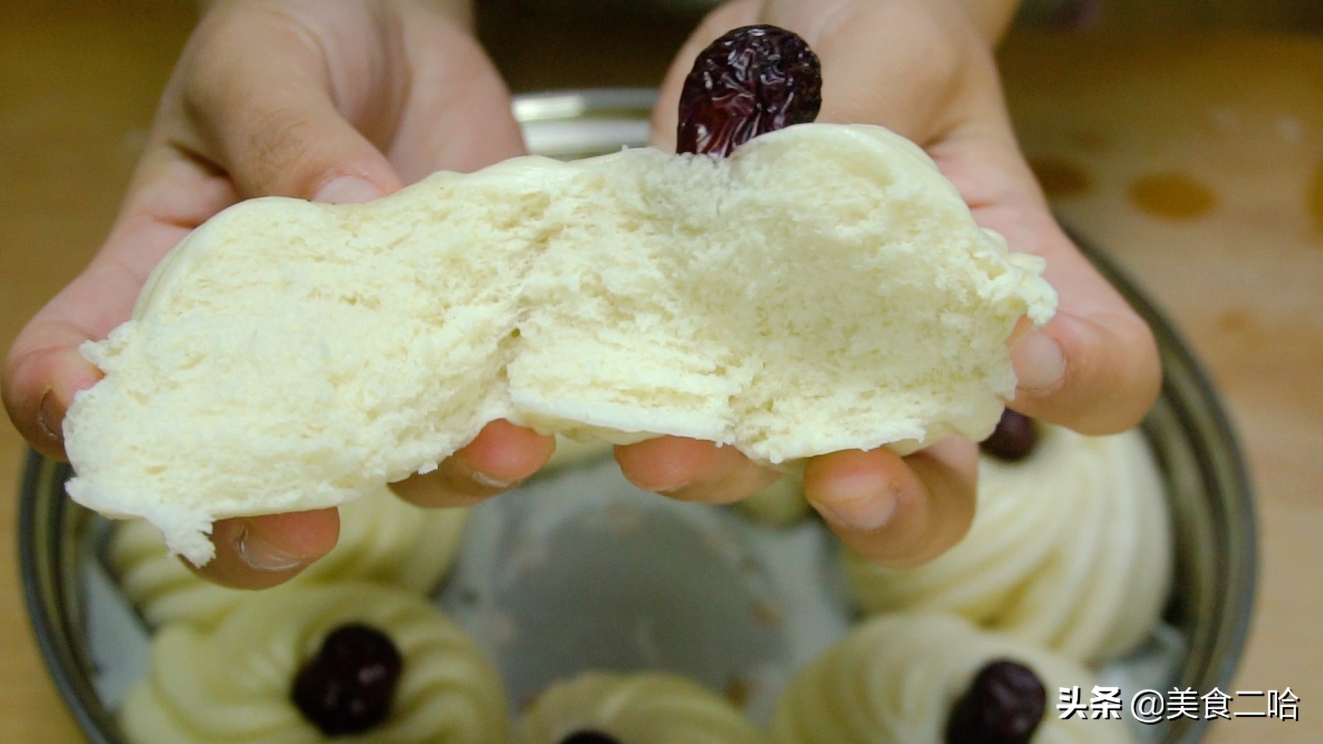 “二十八，蒸枣花”，过年教你做千层枣花馍，招待客人倍有面儿