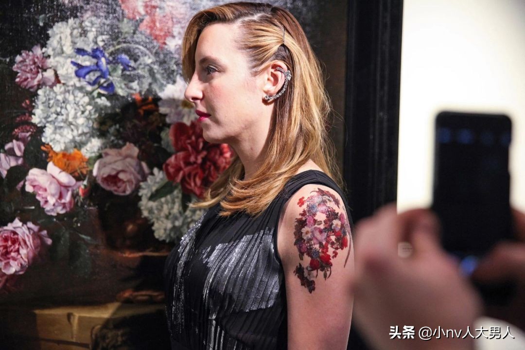 隐藏的纹身贴,压迫感十足的纹身贴