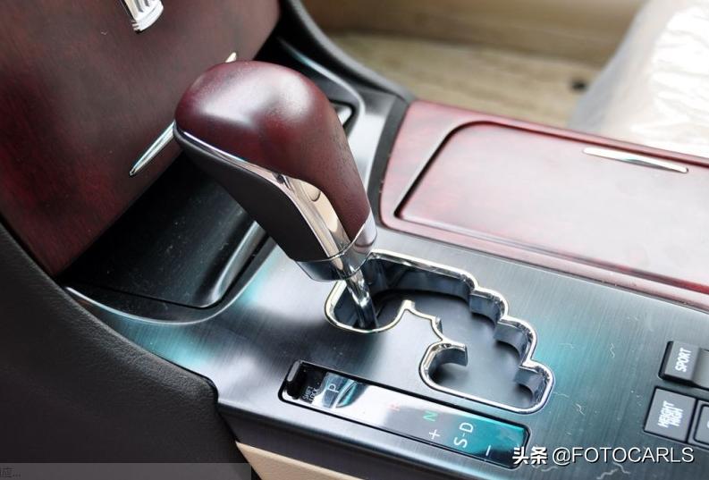 4.3v8皇冠价格,丰田皇冠4.3lv8二手价格