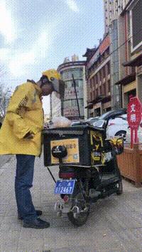 拉面师傅搞笑视频,拉面爆笑图片