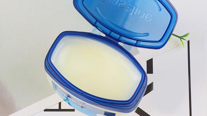 凡士林哪款可以用来擦脸,凡士林正确擦脸方法