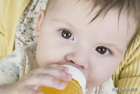 分段奶粉和不分段奶粉的区别,奶粉为什么要分几段吃