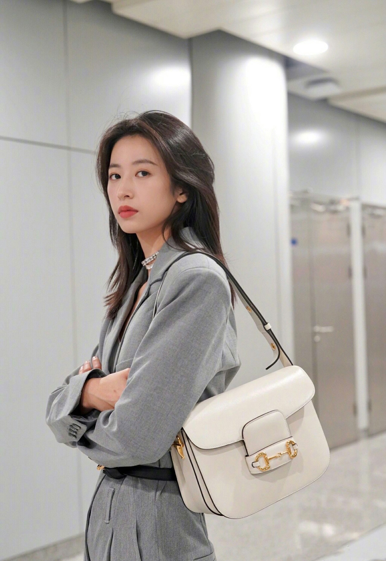 腋下包女款新款,明星同款腋下包推荐