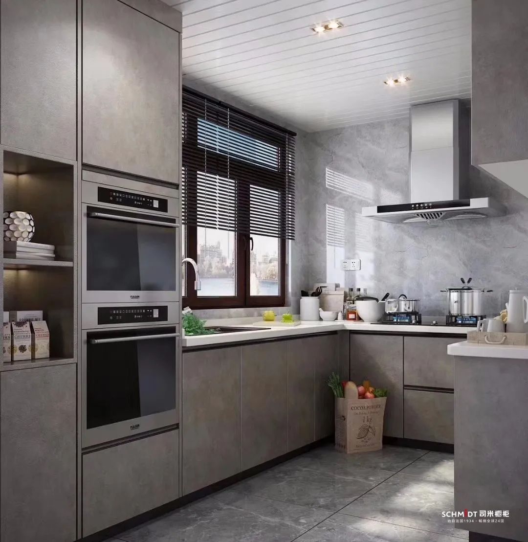 厨房吊顶和定制橱柜先后顺序,厨房是定制橱柜还是整体橱柜