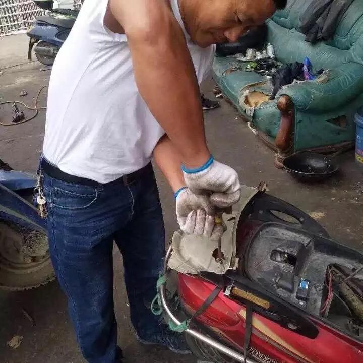 买电动车怎么问才不会吃亏,买电动车找熟人