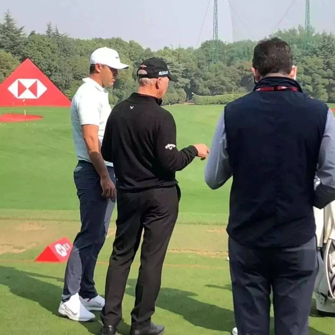 昊桐因新规丢60万；罗斯换杆后首胜；科学家大胜；高博会各种高潮