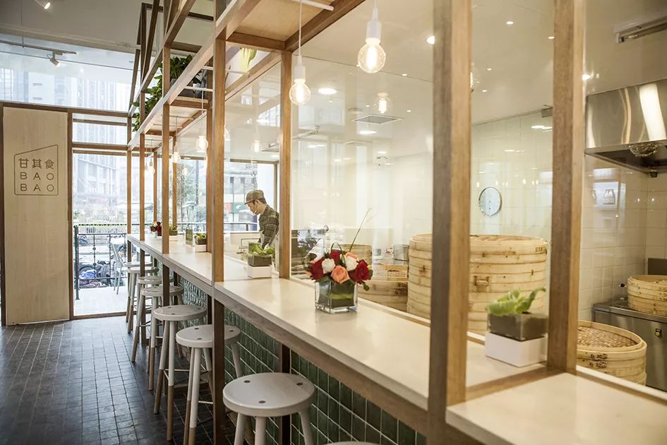 靠卖包子一年就赚了10个亿,只卖包子一天能卖多少钱