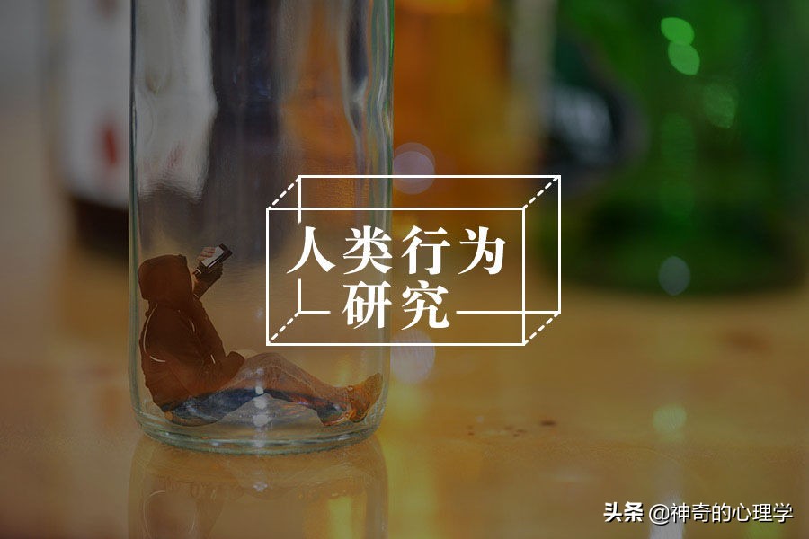 你是在看她，还是在看她的脚|关于恋足癖的两三事