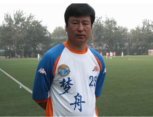 白岩松早期采访视频,白岩松25岁生活视频