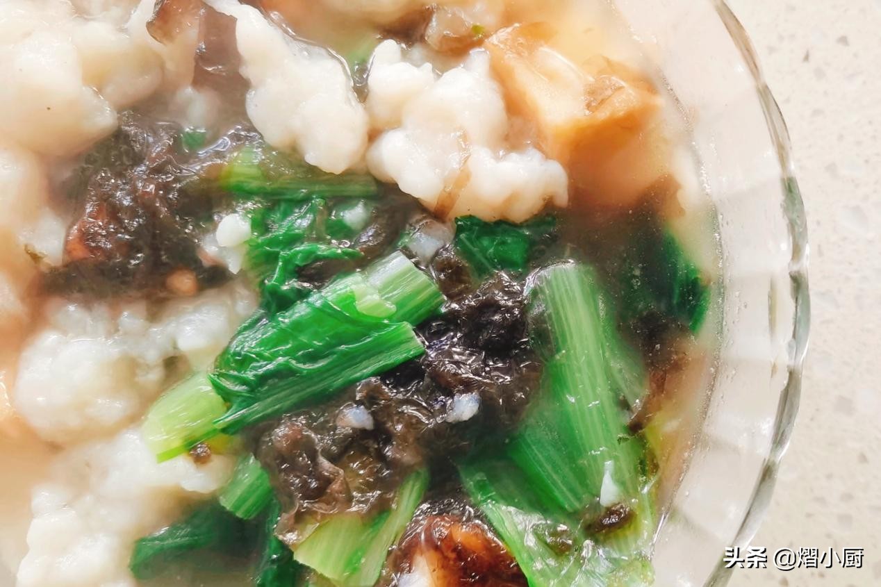 丝瓜紫菜鱼滑汤做法,紫菜滑肉汤怎么做又嫩又好喝