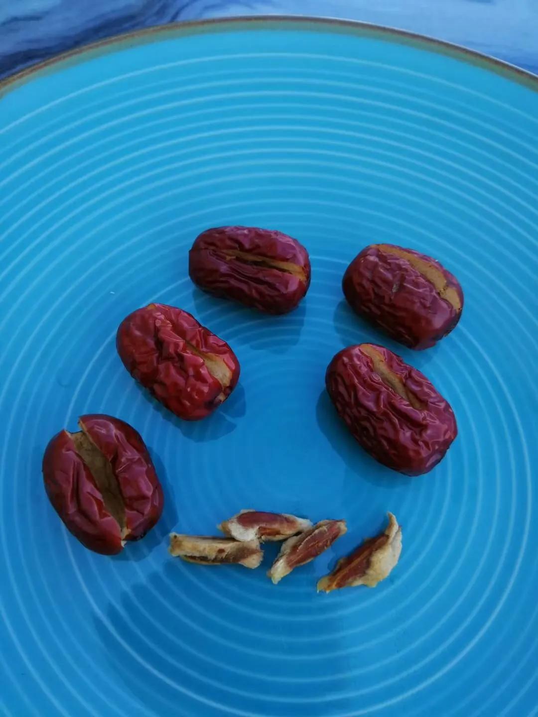 一家三口在大理租房,一家三口的田园生活