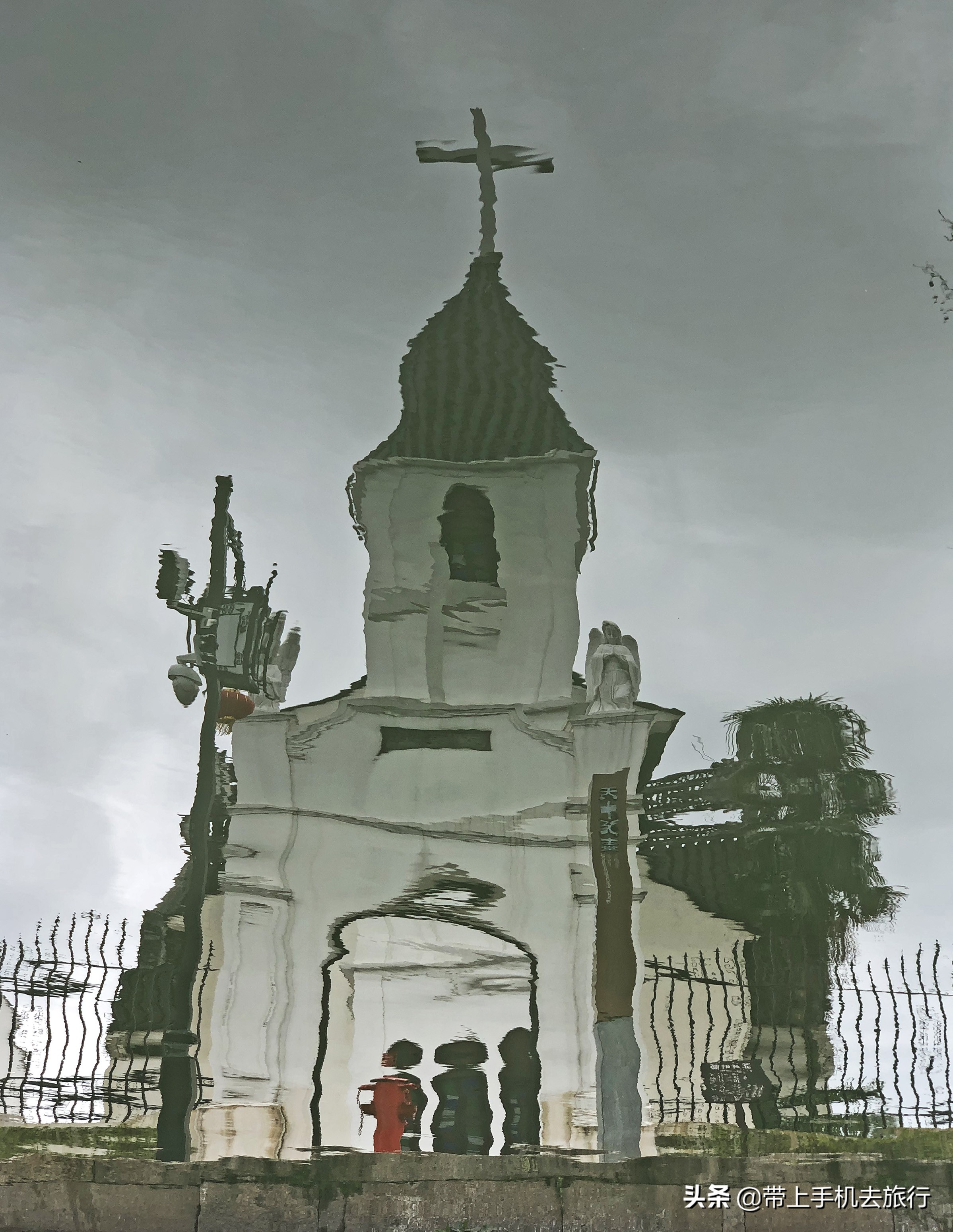 手机拍摄照片如何镜面反射,手机拍照怎样调节镜面反射