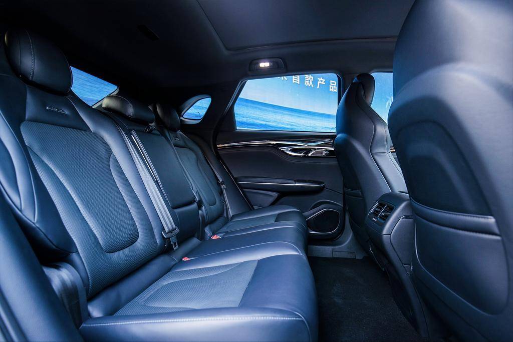 比蔚来更好的纯电动汽车,蔚来最新款es6续航和价格