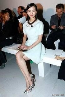 一个溜肩一个直角肩怎么改善,一边是直角肩一边是溜肩怎么改善