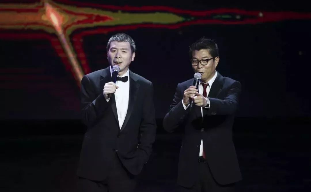 负债几十亿的华谊兄弟,华谊兄弟哪一年落寞的