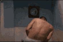 尿尿哆嗦一下是有毛病吗,尿尿的时候哆嗦是怎么回事