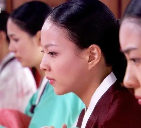 艺伎黄真伊和少爷初遇 (艺伎黄真伊一生传奇)