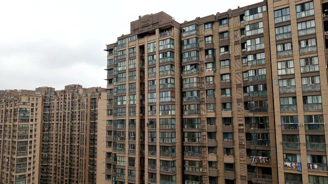 中房和万科物业哪个好,中房物业vs金佳物业