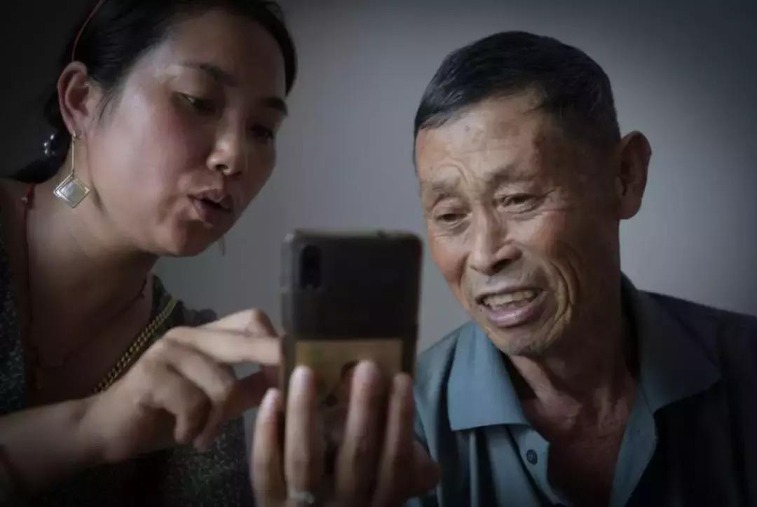 我在十八线小村当大V：一年网购金额超全国99.9%的人