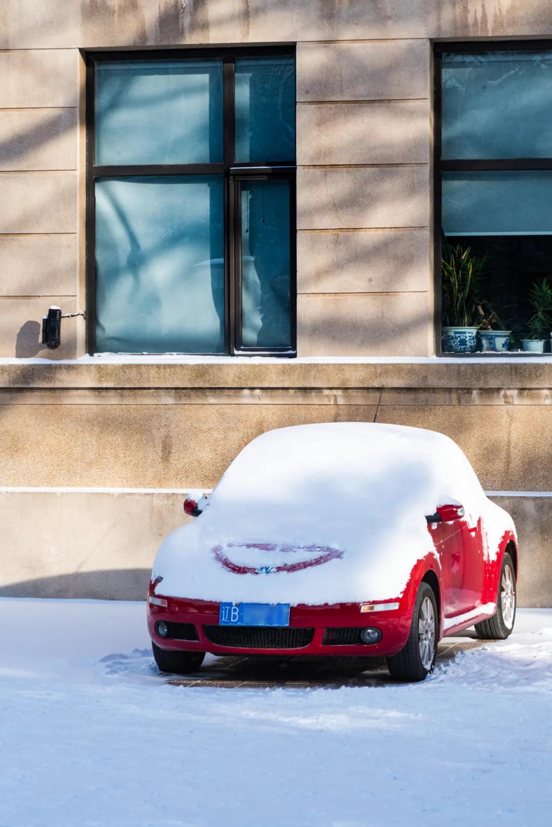 内工大初雪,大工山雪景