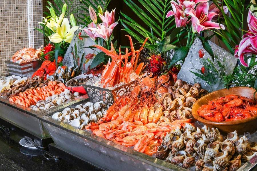 深圳宝安竟藏着如此诚意十足的海鲜自助餐厅，新鲜现做用料地道