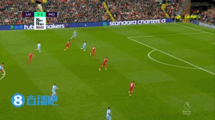 巅峰利物浦对战曼城,利物浦最终领先曼城18分夺冠